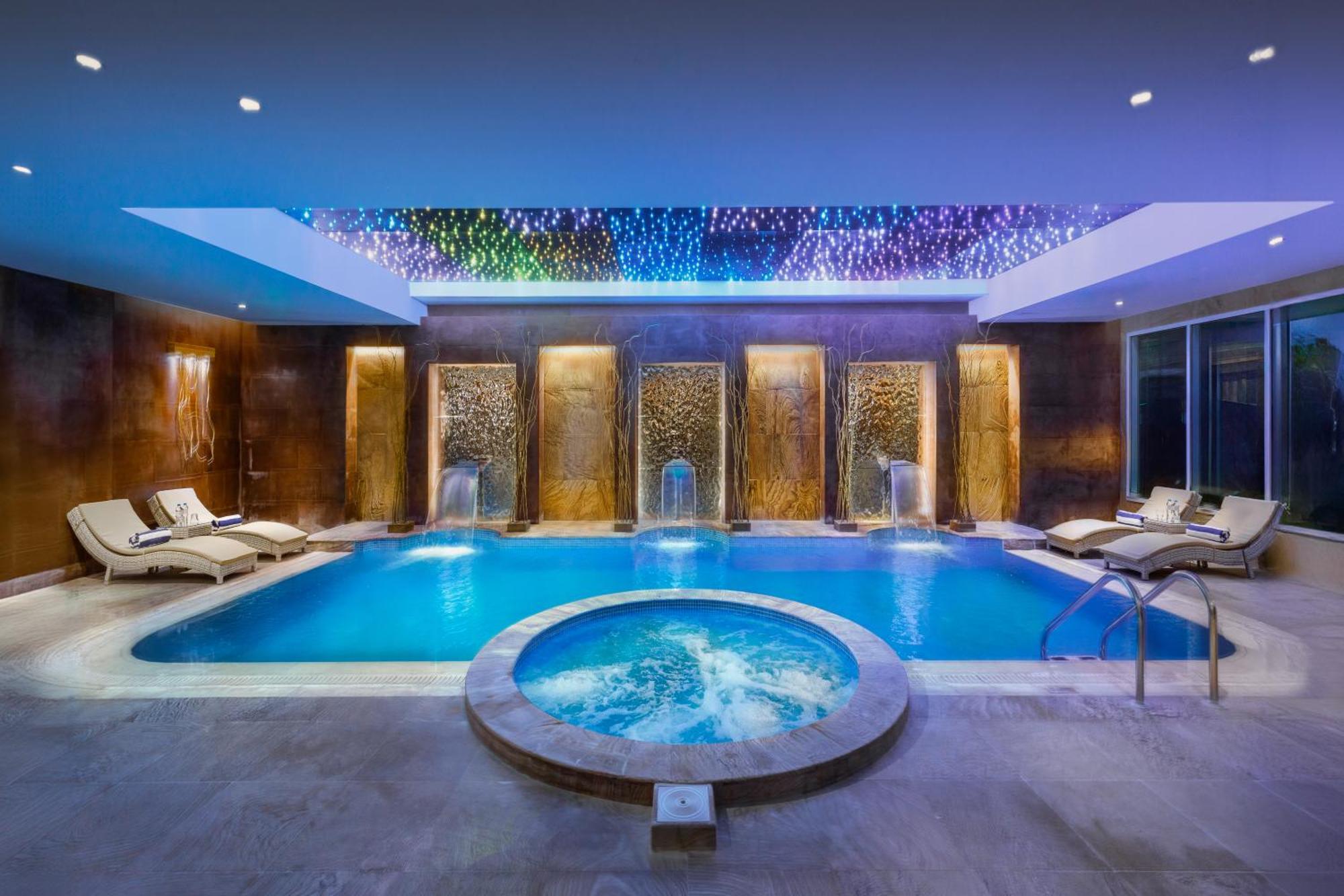 Millennium Place Ad Dawhah Esterno foto Spa at the hotel